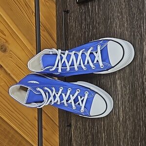 NEW CONVERSE Womens Chuck Taylor All-Star Lift Hi - Blue Flame/ White - Multi Sz